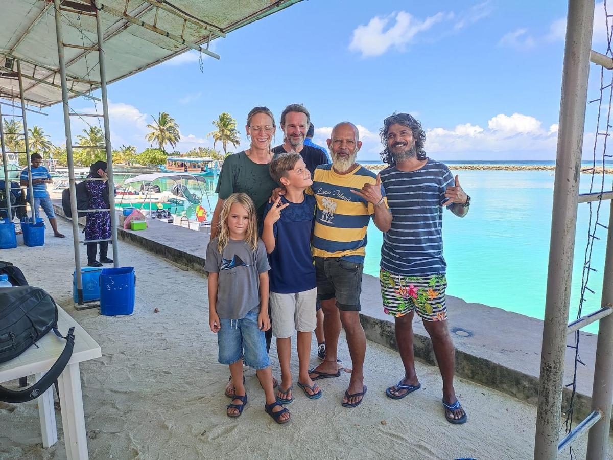 Surfretreat Hotel Bodufolhudhoo Exterior foto