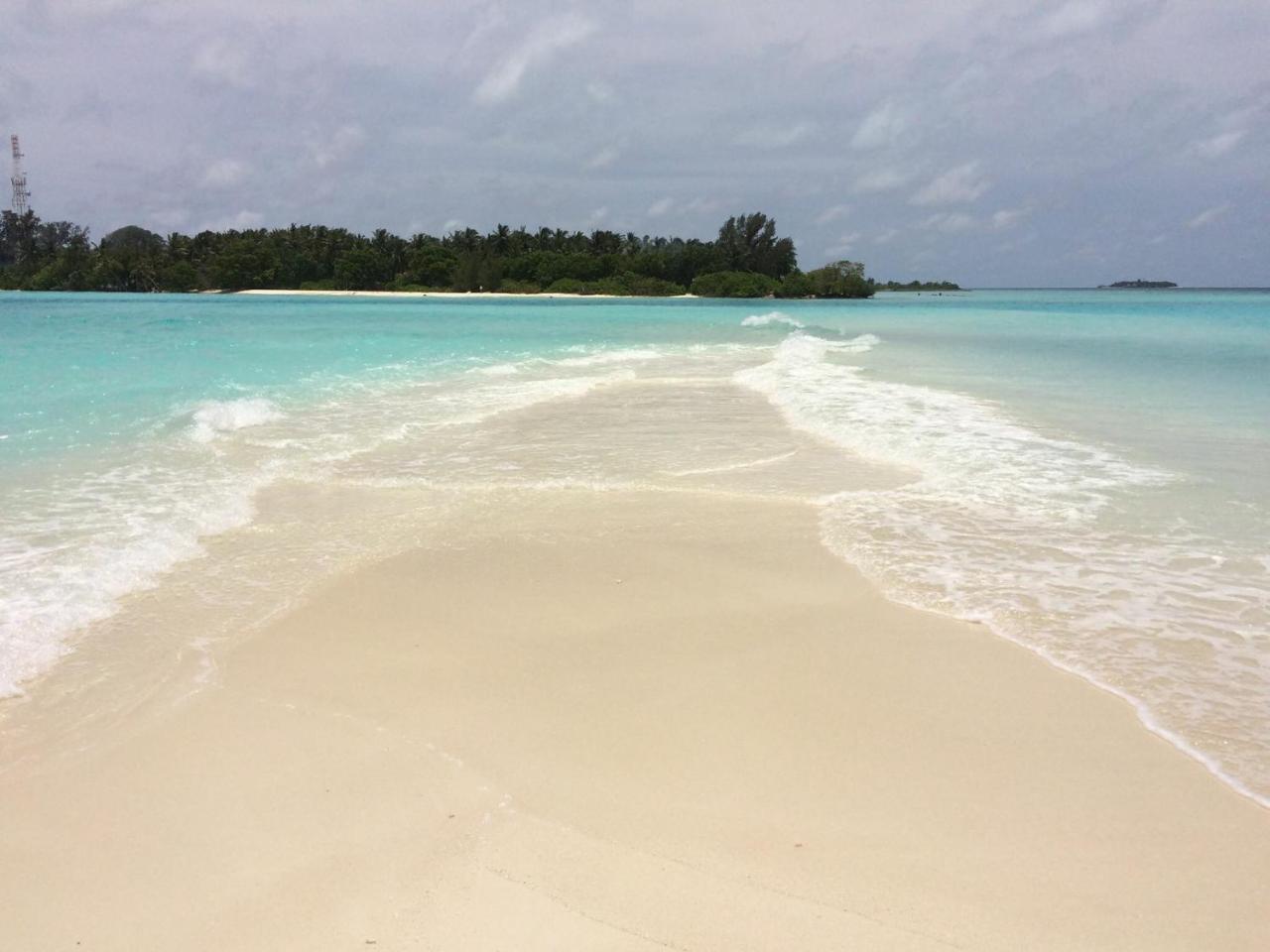 Surfretreat Hotel Bodufolhudhoo Exterior foto